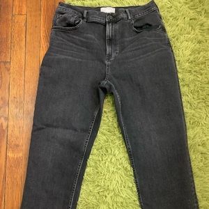 Everlane Cheeky Jeans in Washed Black